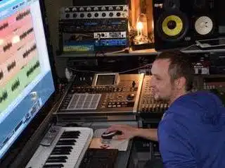Musikunterricht-Muenster-musikunterricht-in-muenster-privater-musikunterricht-Tonstudio-1 Tonstudio- Münster